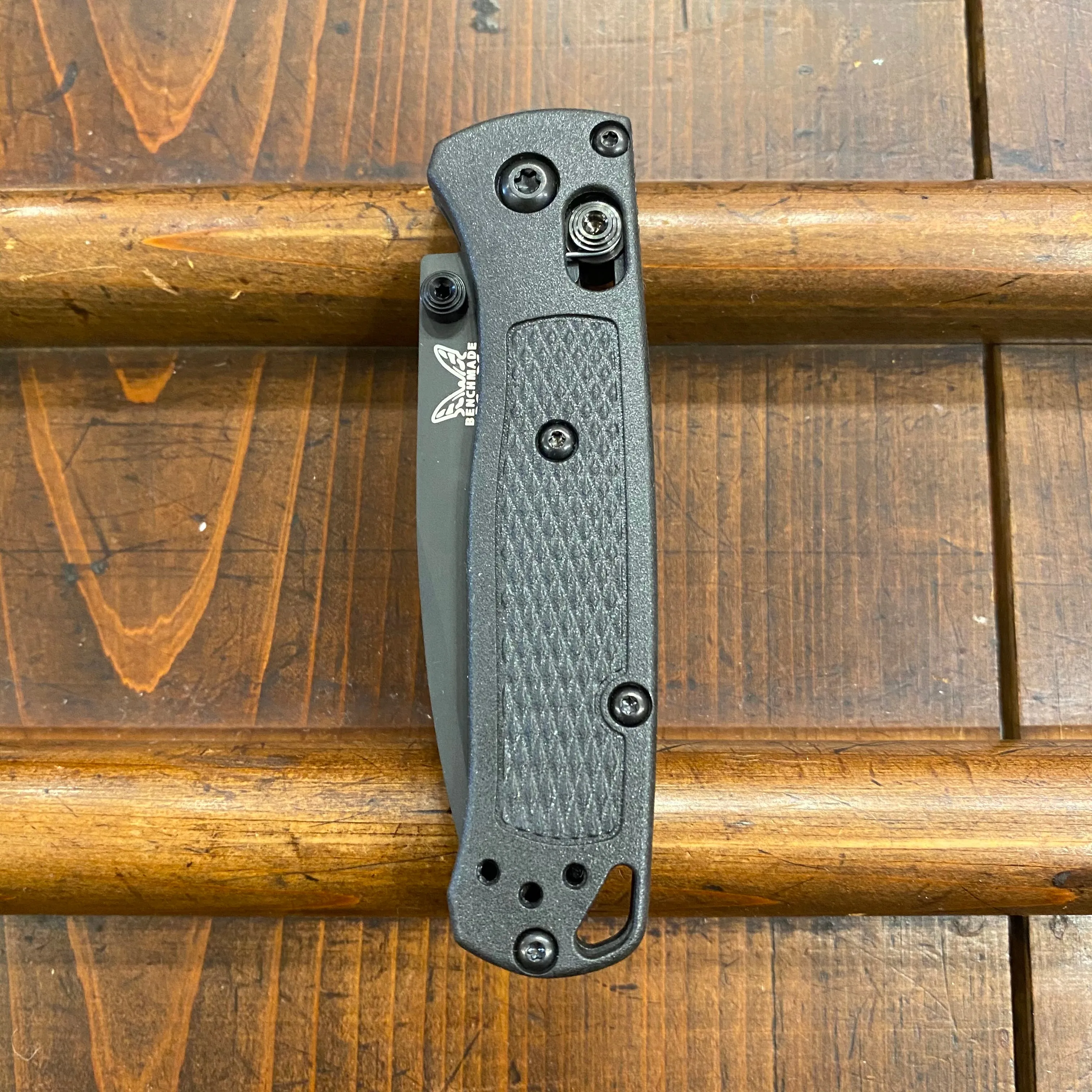 Benchmade 533BK-2 Mini Bugout Drop Point CPM-S30V AXIS Lock Black Cf-Elite Handle