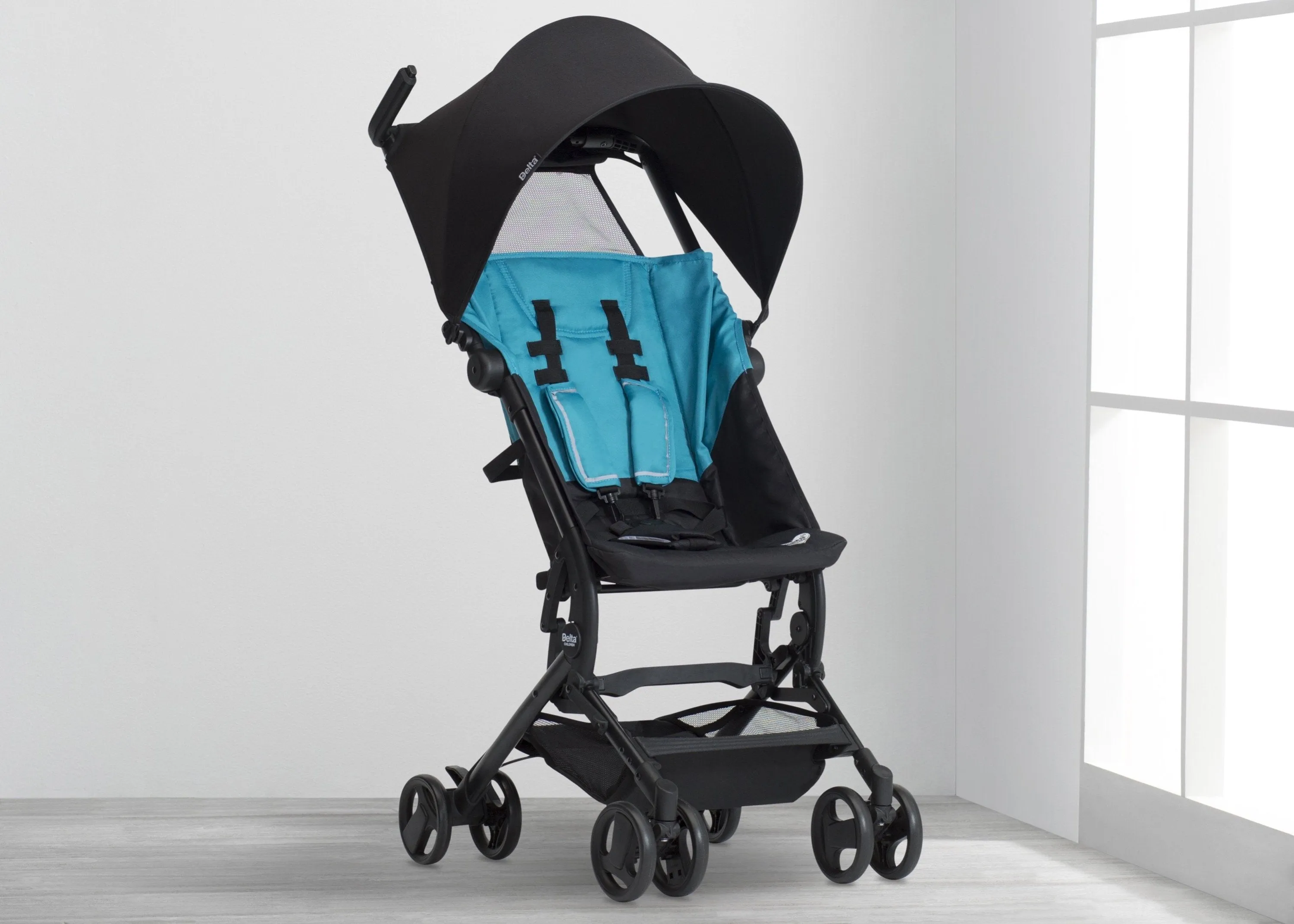 Clutch Plus Travel Stroller with Recline