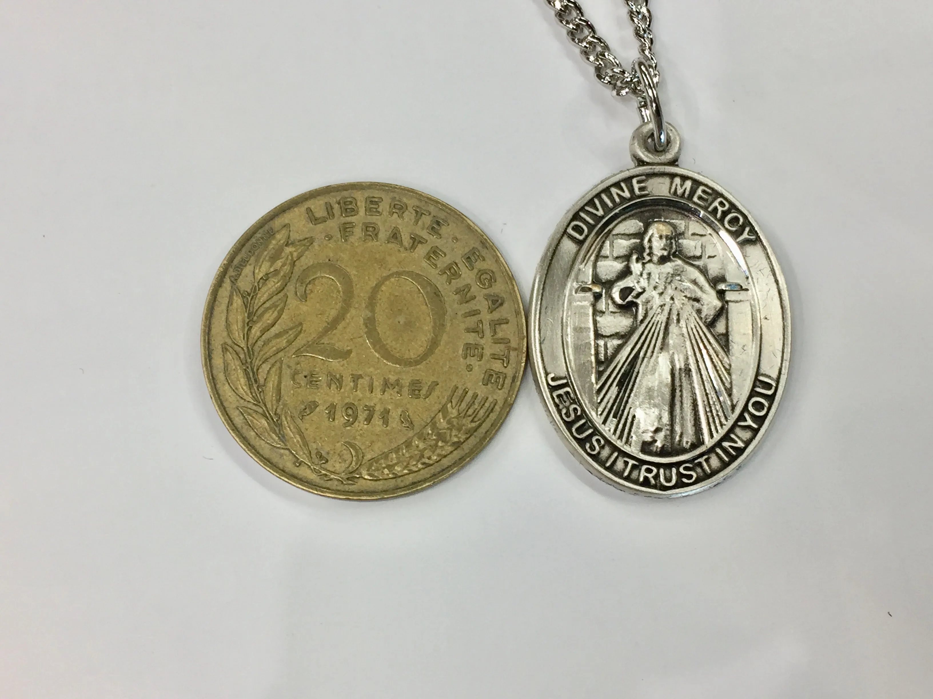 Divine Mercy Silver Pendant With Chain Religious